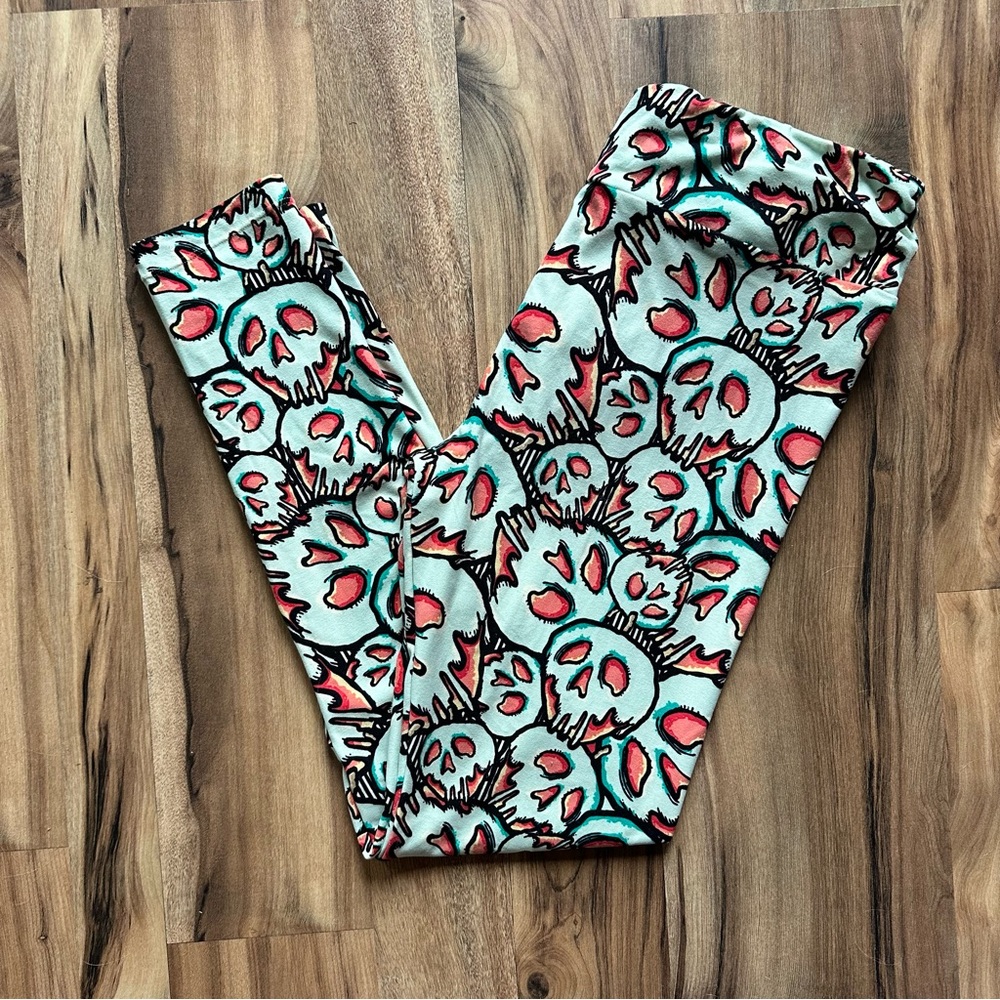 LuLaRoe Disney Poison Apple Snow White Leggings